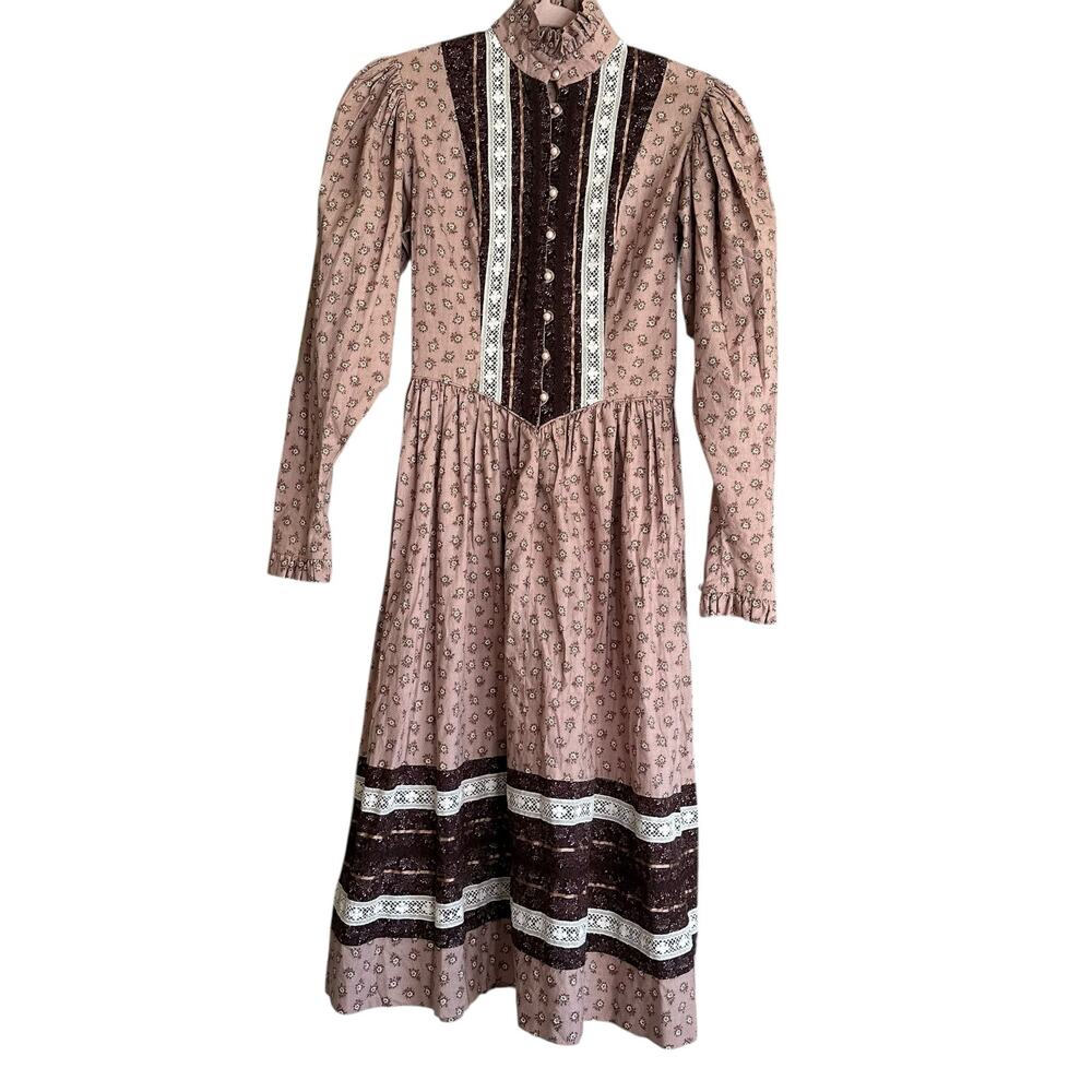 Vintage Boho Dress Prairie Style Brown Floral Print Button Ruffle Trim Size XS‎